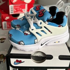 Toddler hello kitty Nike presto size 6c